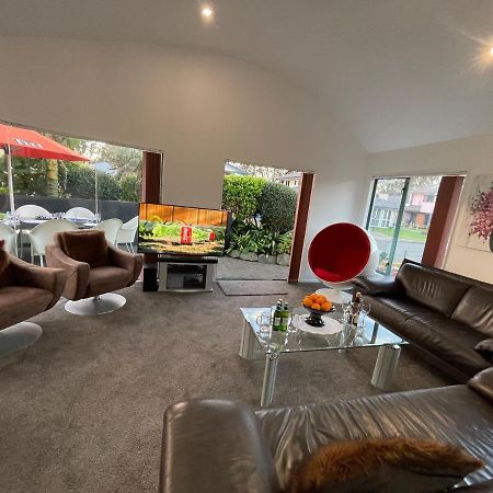 Luxury Home Next To Ocean And Walkway New Plymouth Ngoại thất bức ảnh