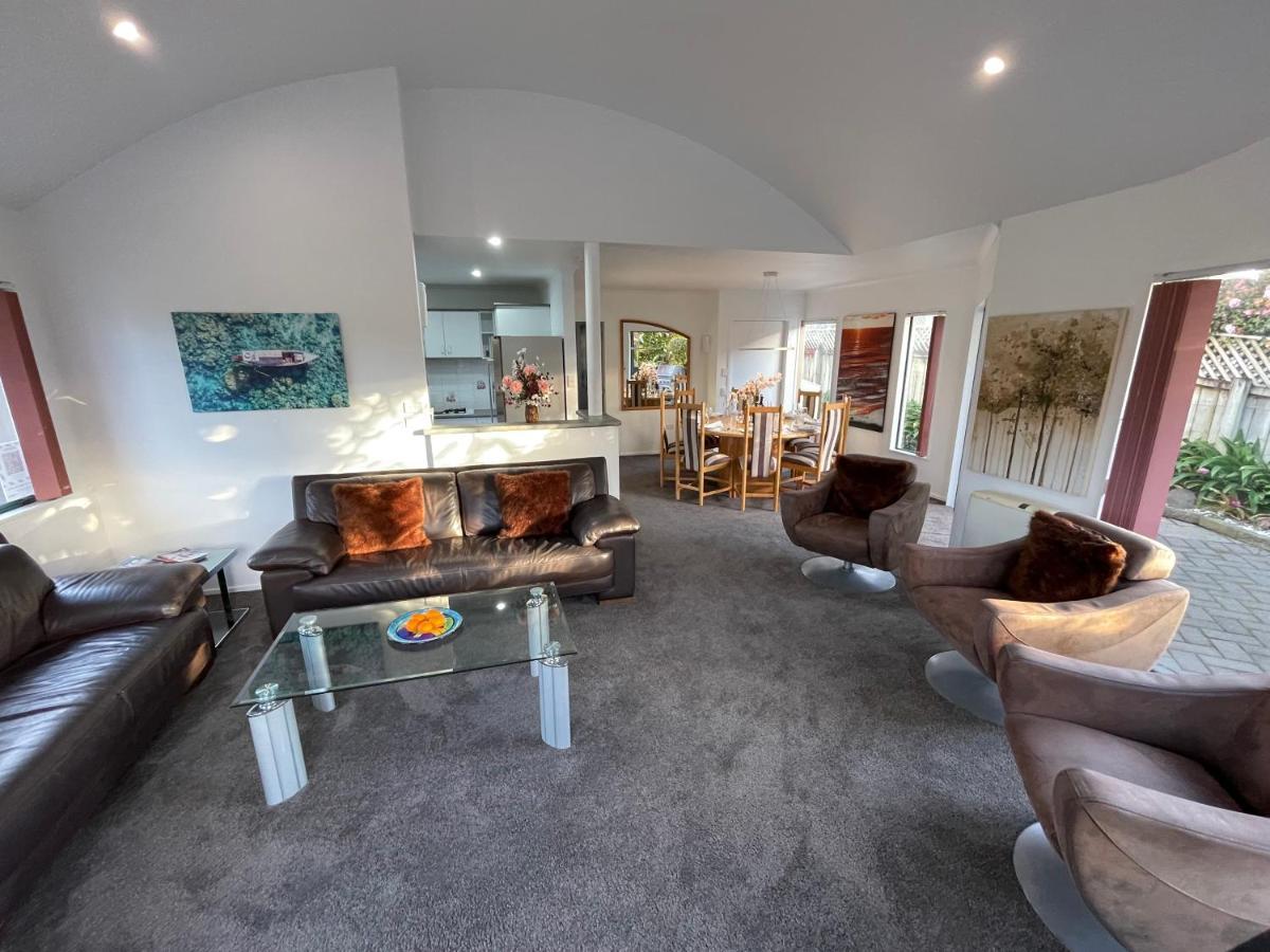 Luxury Home Next To Ocean And Walkway New Plymouth Ngoại thất bức ảnh