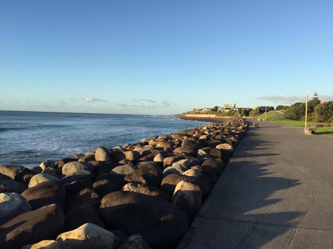 Luxury Home Next To Ocean And Walkway New Plymouth Ngoại thất bức ảnh